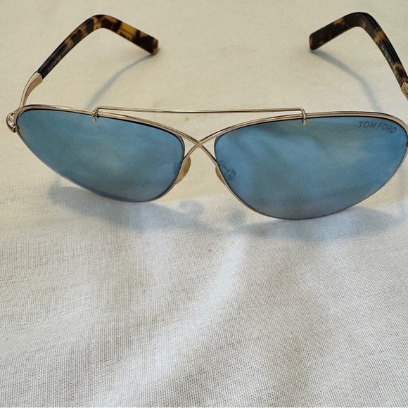 Tom Ford Eva Gold Frame Sunglasses ~ TF374 28X 61/10 Aviator - Picture 4 of 16